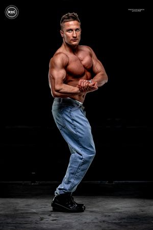 MUSCLE BATTLE 2023  2